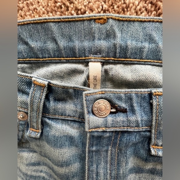 Rag & Bone The Dre Jeans in Green
Cast Size 25 F6 - Picture 3 of 8